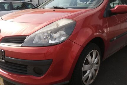 Renault Clio 161.000 km 990 &euro; Tauberbischofsheim 97941