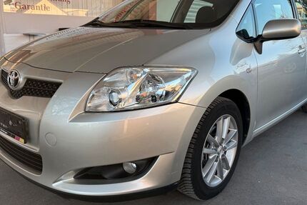 Toyota Auris 85.999 km 8.750 &euro; Veitshöchheim 97209