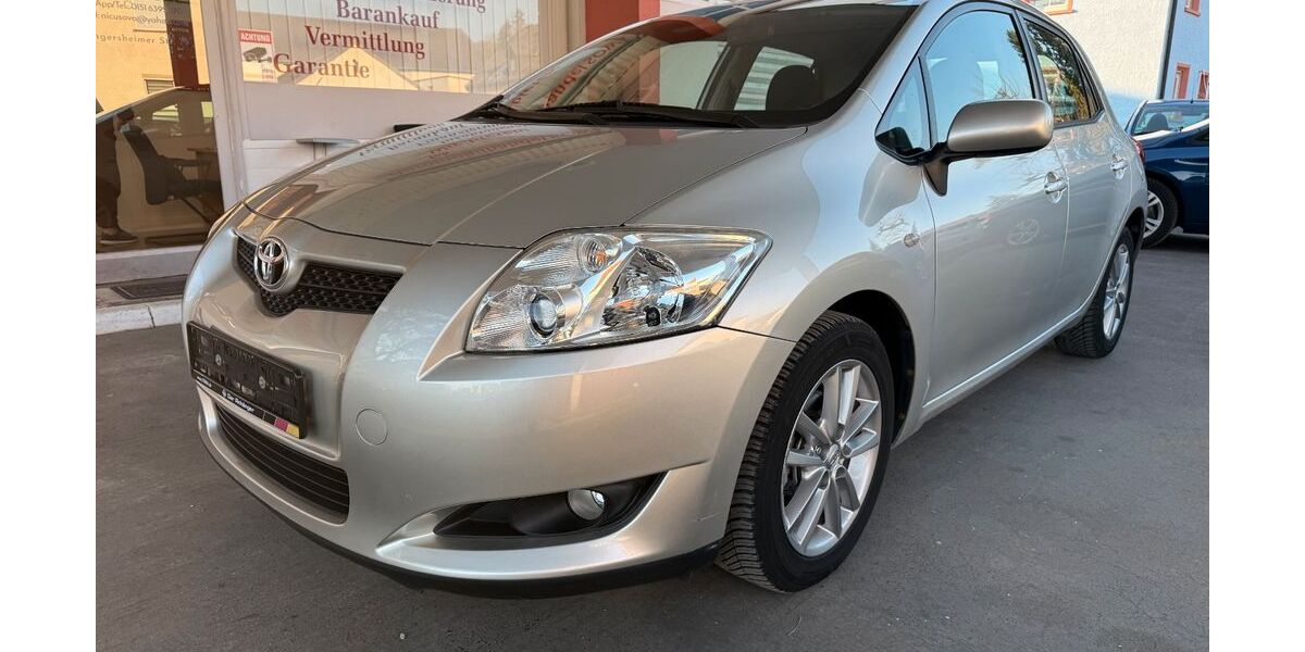 Toyota Auris 85.999 km 8.750 &euro; Veitshöchheim 97209
