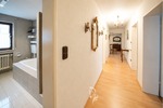 Großzügiges Zwei- bis Dreifamilienhaus mit Garten, ausgebautem Untergeschoss und Ausbaupotenzial. - Zweifamilienhaus Zell am Main | Angebot:26876421