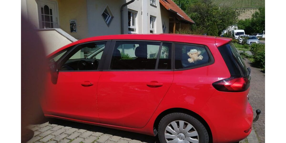 Opel Zafira Tourer 152.000 km 8.250 &euro; Triefenstein 97855