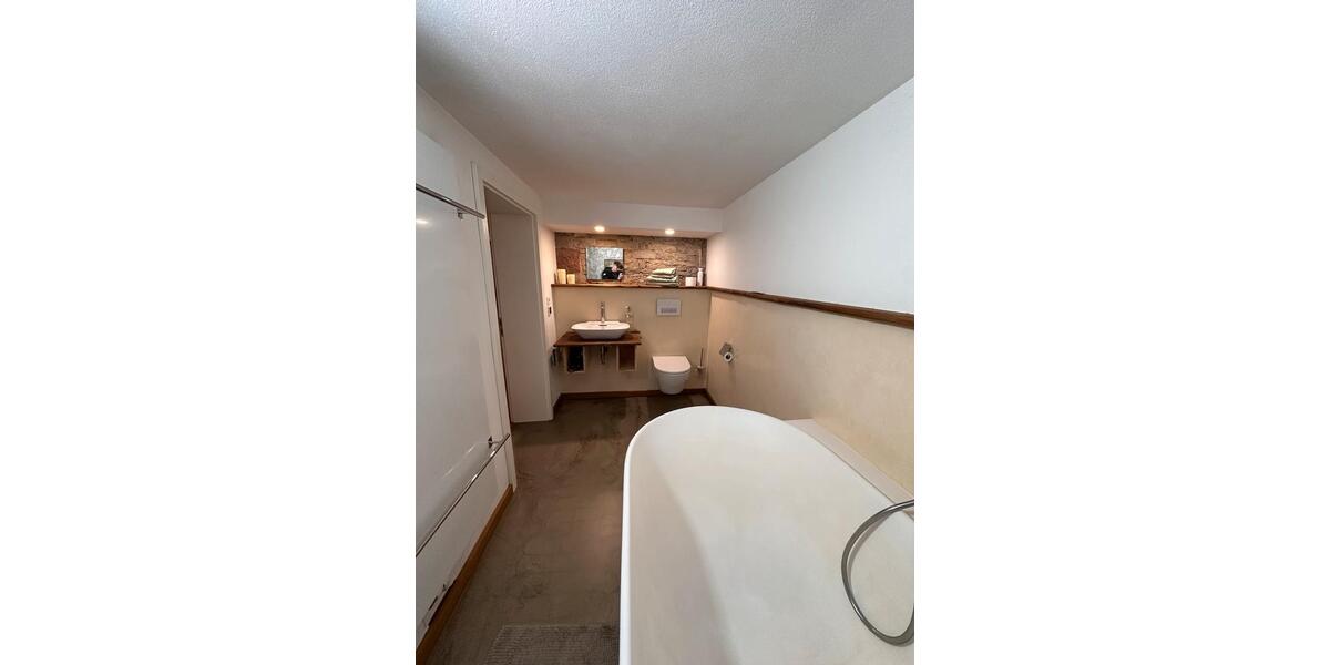 Einfamilienhaus mit Tenne und Garten nähe Würzburg 6 zimmer