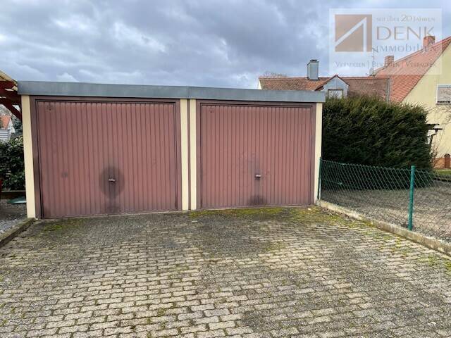Einfamilienhaus Kitzingen - 5 Zimmer, 96 m&sup2;, 249.000&euro; | Angebot:26629610