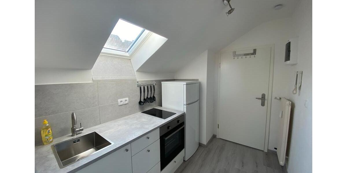 Dachgeschoßwohnung Höchberg - 1 Zimmer, 35 m&sup2;, 140.000&euro; | Angebot:26927310