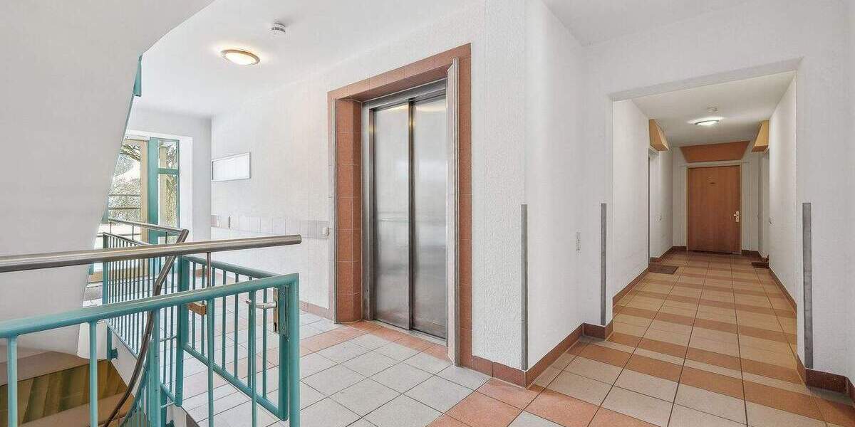 Etagenwohnung Würzburg Heuchelhof - 2 Zimmer, 60 m&sup2;, 259.000&euro; | Angebot:25675069