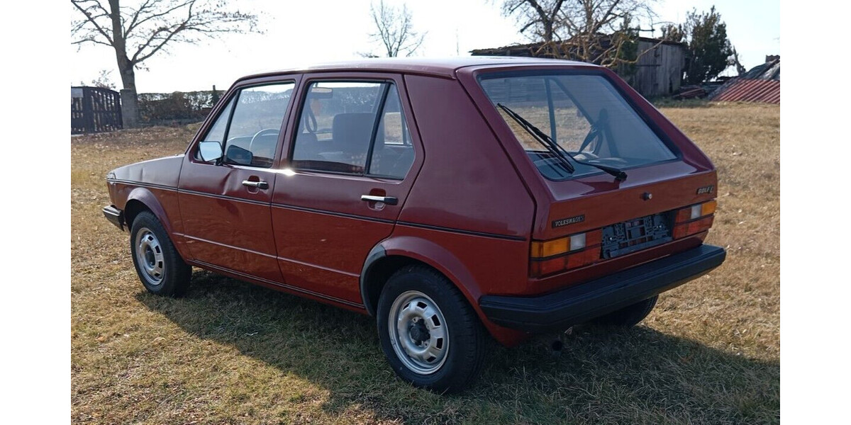 VW Golf I 130.000 km 2.899 € Volkach 97332