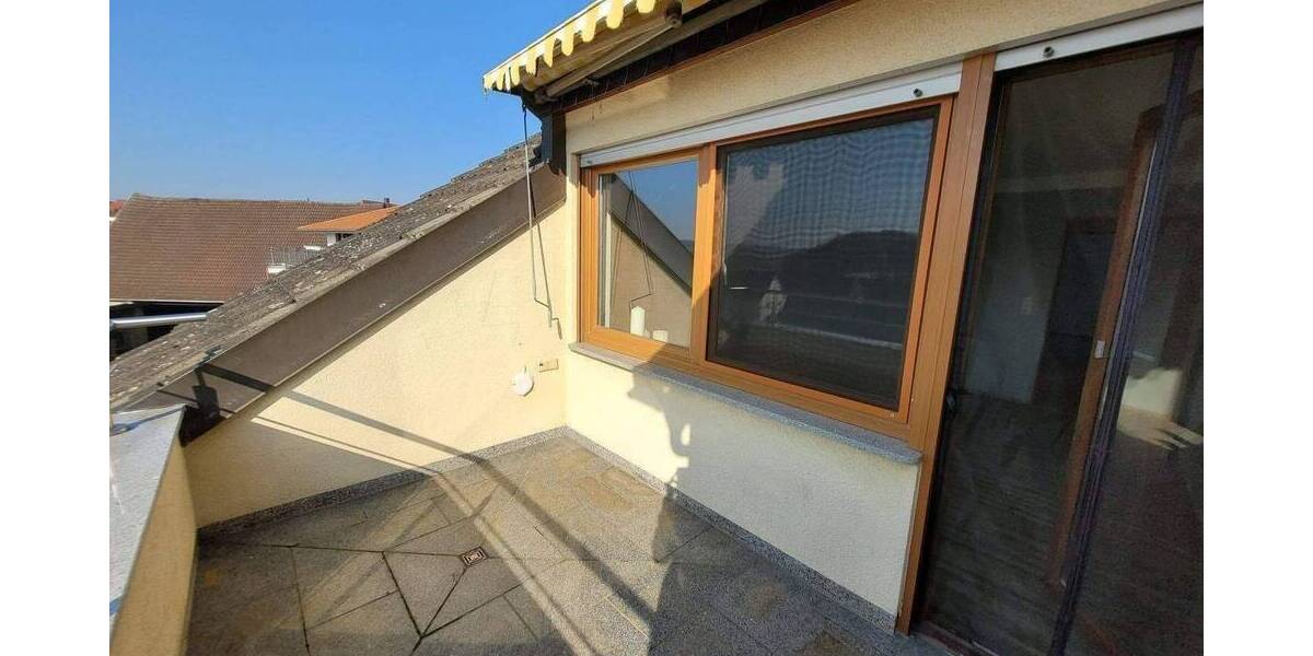 Etagenwohnung Kirchheim - 4 Zimmer, 130 m&sup2;, 980&euro; | Angebot:26920026