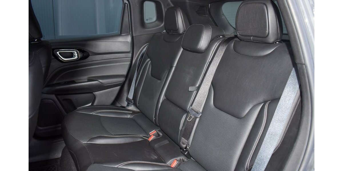 Jeep Compass PHEV S 1.3l A/T 4xe 71.100 km 24.490 &euro; Höchberg-Würzburg 97204