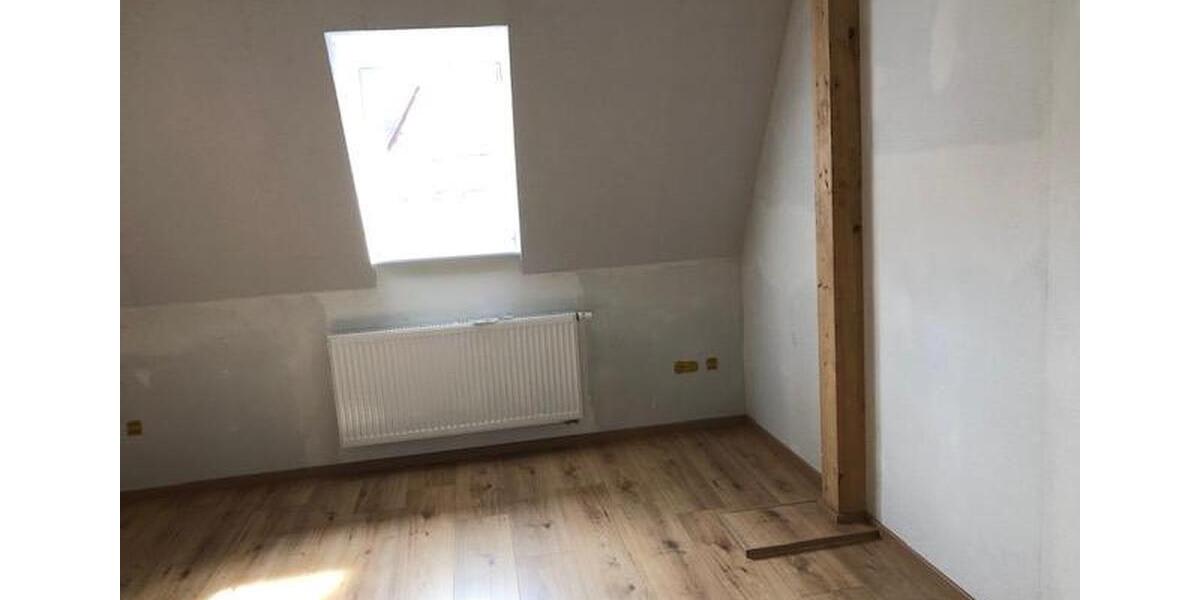 Maisonettenwohnung Ochsenfurt - 4.5 Zimmer, 170 m&sup2;, 1.590&euro; | Angebot:26677646