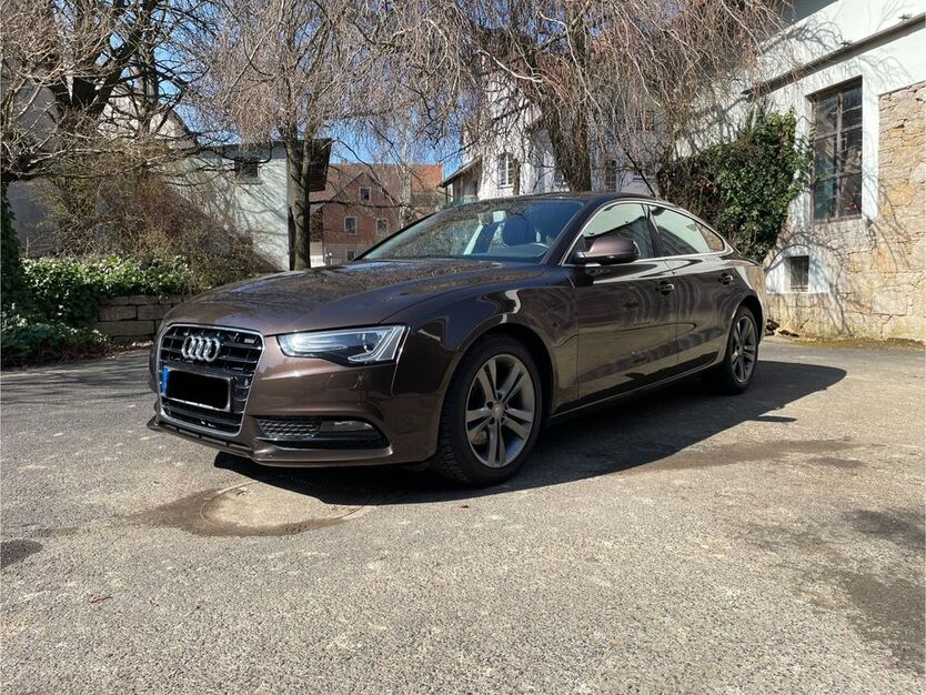 Audi A5 194.000 km 7.300 € Bütthard 97244