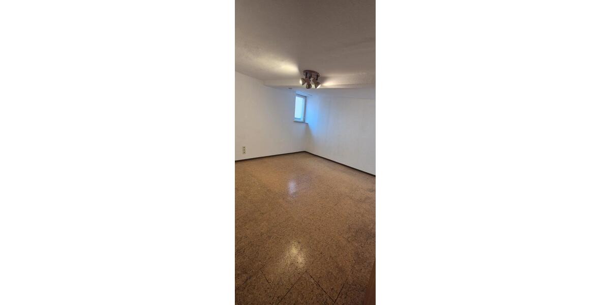Einfamilienhaus Zellingen - 5 Zimmer, 100 m&sup2;, 54.500&euro; | Angebot:26727056