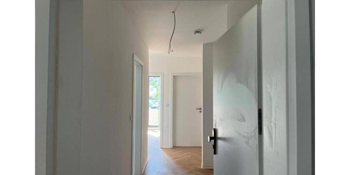 Etagenwohnung Veitshöchheim - 3.5 Zimmer, 92 m&sup2;, 1.531&euro; | Angebot:25968131