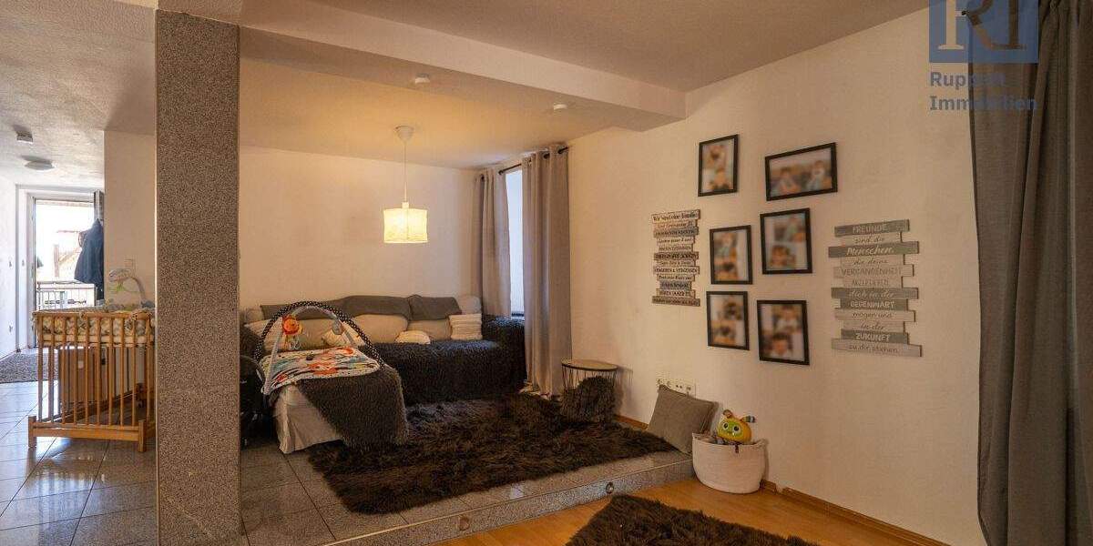 Etagenwohnung Oberpleichfeld - 4 Zimmer, 99 m&sup2;, 242.000&euro; | Angebot:25666651
