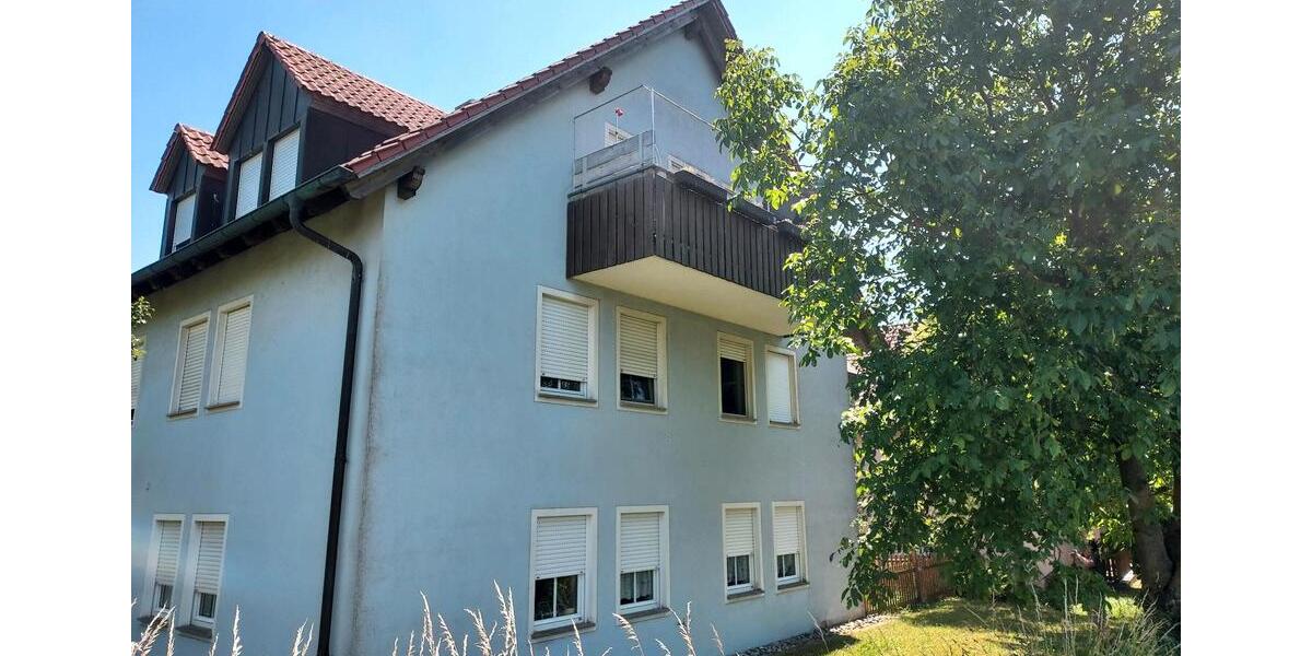 Dachgeschoßwohnung Albertshofen - 3 Zimmer, 85 m&sup2;, 1.010&euro; | Angebot:25285952