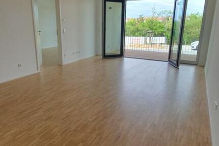 2-Zimmer Wohnung mit Loggia zimmer