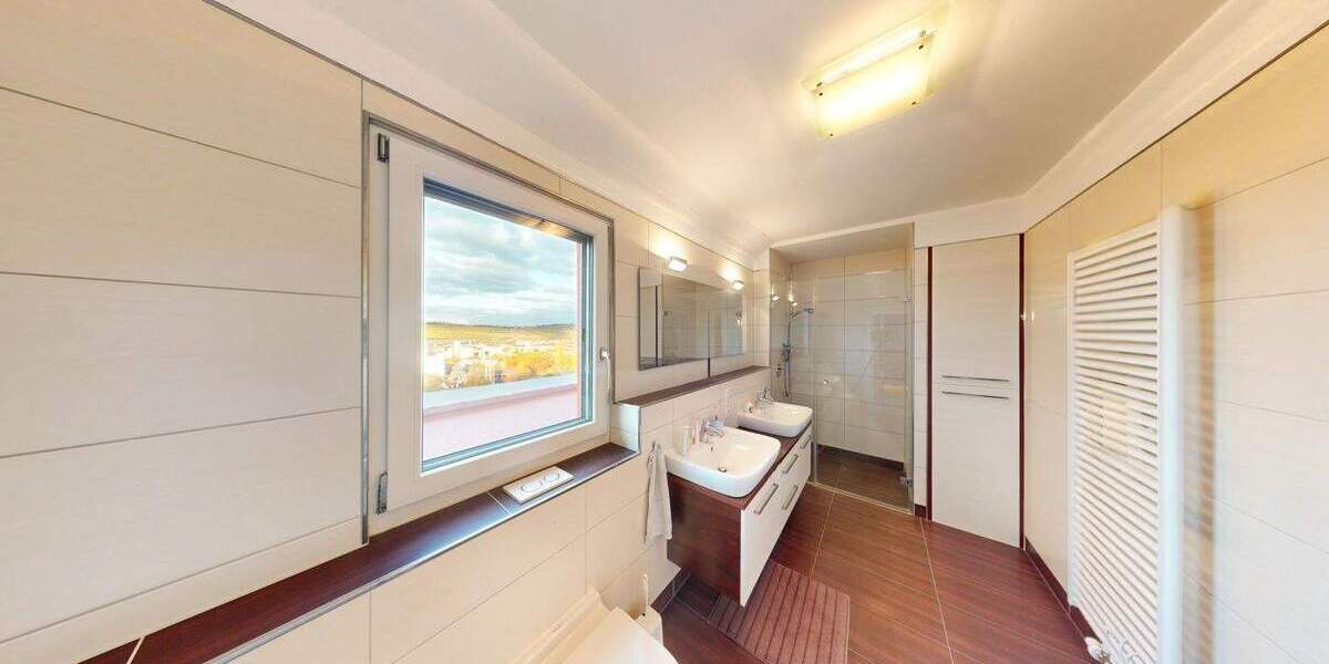 Mehrfamilienhaus, Wohnhaus Würzburg Zellerau - 7 Zimmer, 260 m&sup2;, 1.650.000&euro; | Angebot:25153894