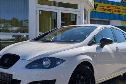 Seat Leon 149.086 km 4.450 € Würzburg 97078