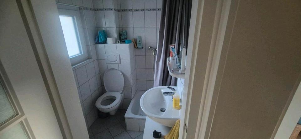 Dachgeschoßwohnung Würzburg Dürrbachau - 2 Zimmer, 30 m&sup2;, 623&euro; | Angebot:25657045