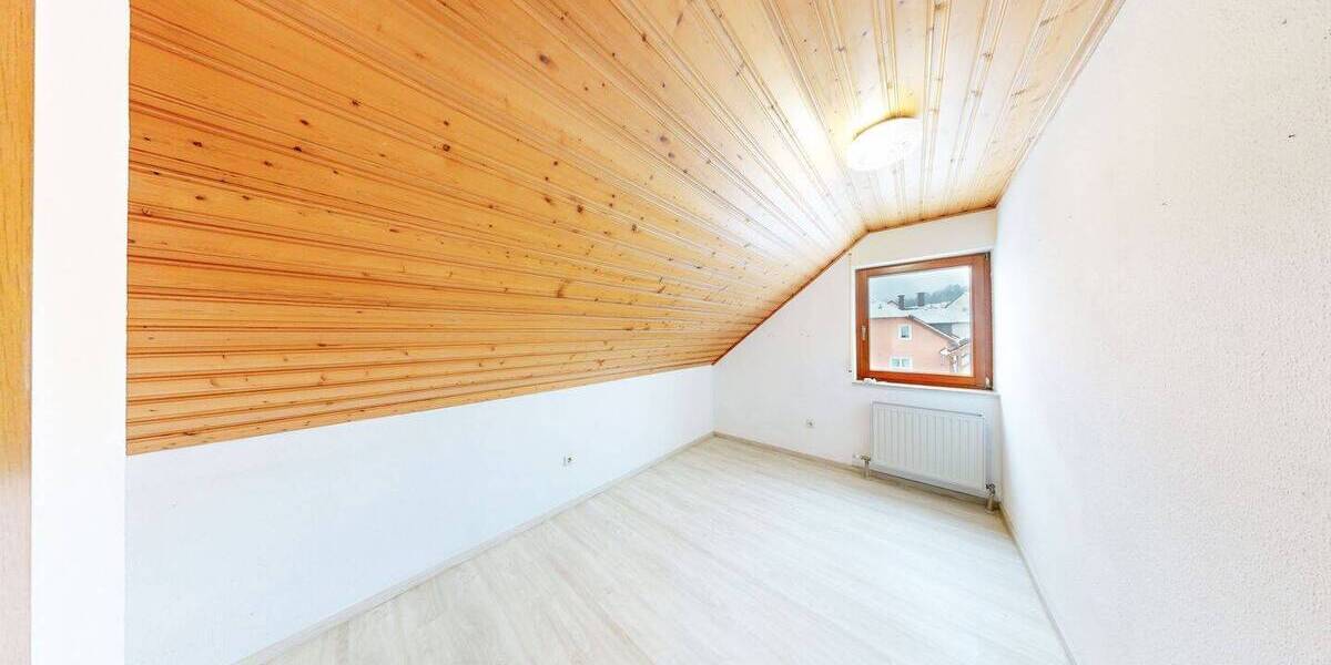 Etagenwohnung Margetshöchheim - 3 Zimmer, 80 m&sup2;, 800&euro; | Angebot:26028395