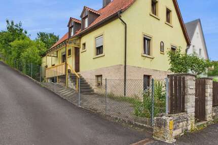 Haus zum Kaufen in Würzburg Versbach 399.000 € 100 m² 5 zimmer