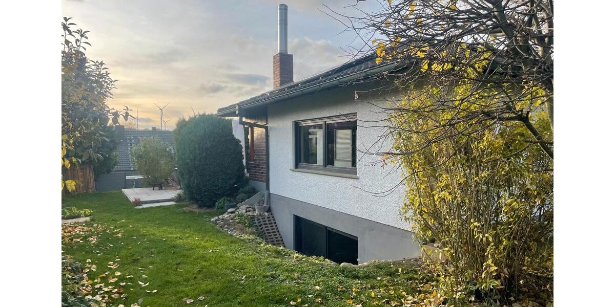 7 Zi. Haus Bungalow mit Einliegerwohnung und PV-Anlager 7 zimmer