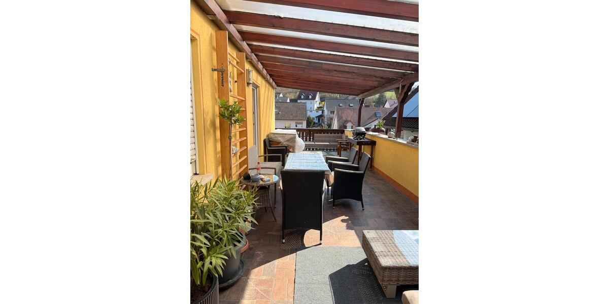 Mehrfamilienhaus, Wohnhaus Theilheim - 10 Zimmer, 220 m&sup2;, 540.000&euro; | Angebot:26704507