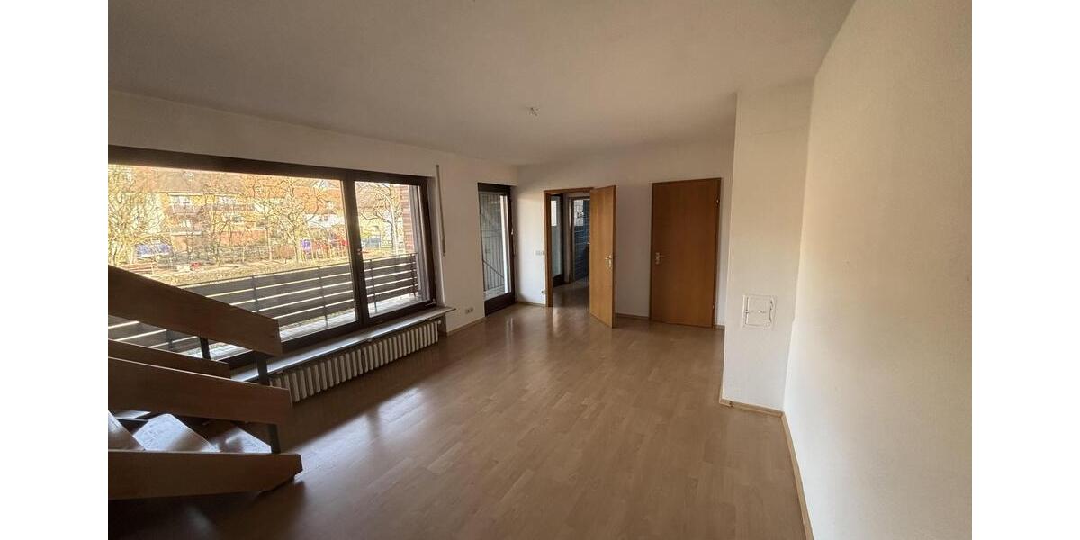 Maisonettenwohnung Randersacker - 4 Zimmer, 117 m&sup2;, 850&euro; | Angebot:25408924