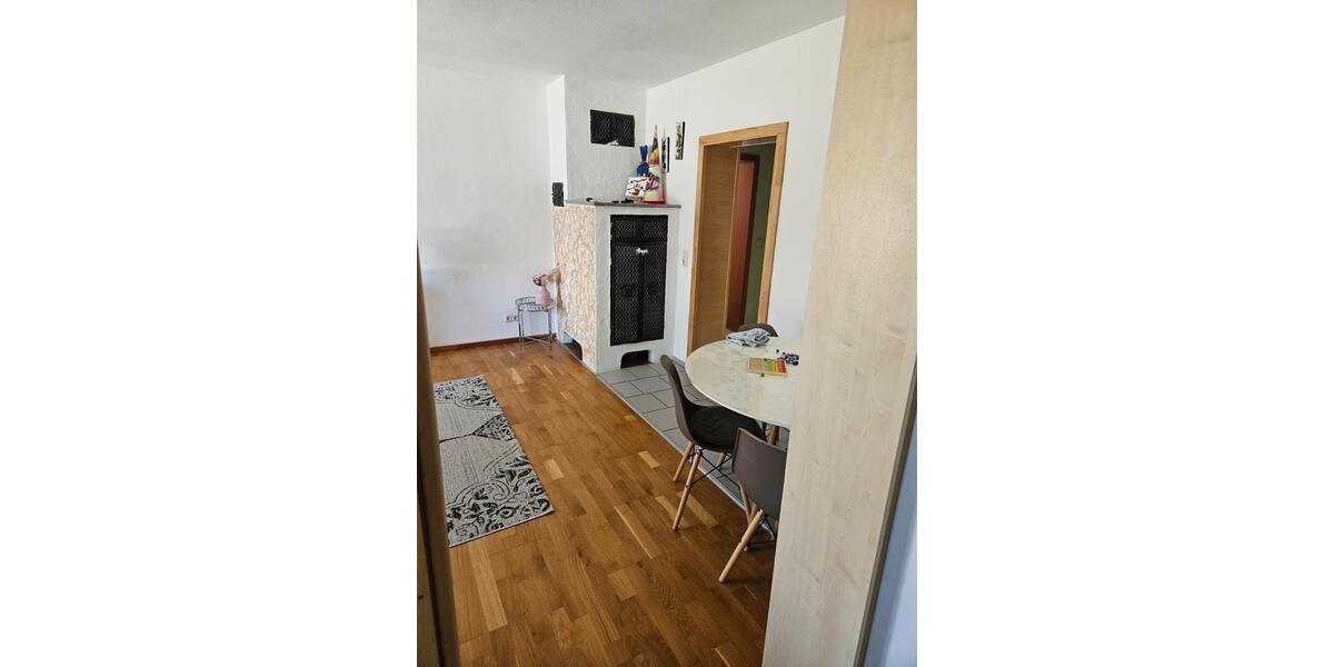 Erdgeschoßwohnung Bergtheim - 3 Zimmer, 75 m&sup2;, 900&euro; | Angebot:26615828