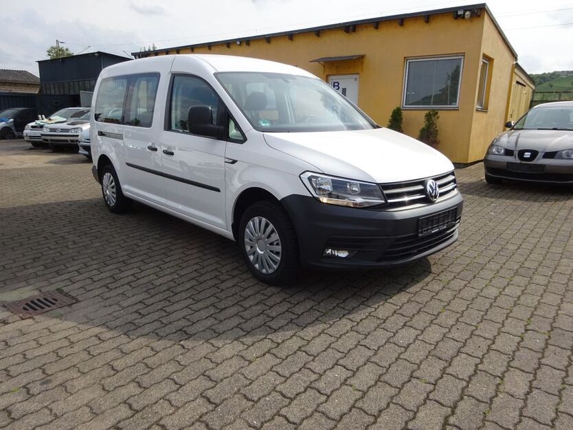 VW Caddy Maxi 160.000 km 15.650 € Würzburg 97084