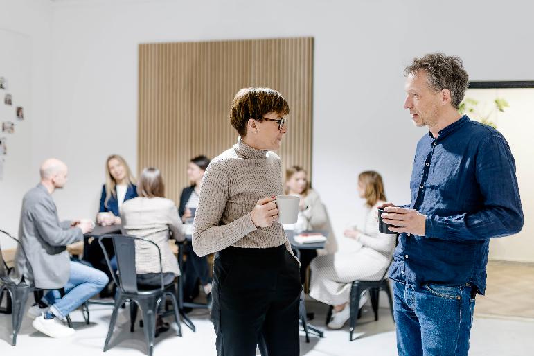 Arbeitsplätze im Coworkingspace flexibel Mietbar - All-in-Miete