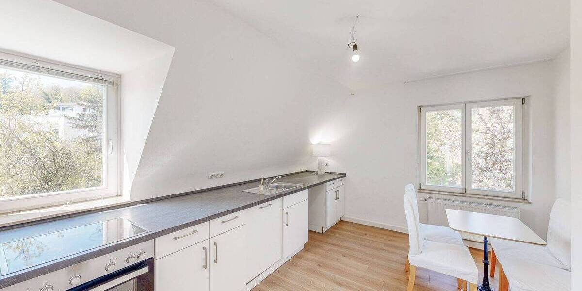 Einfamilienhaus Würzburg Steinbachtal - 9 Zimmer, 232 m&sup2;, 1.280.000&euro; | Angebot:26875318