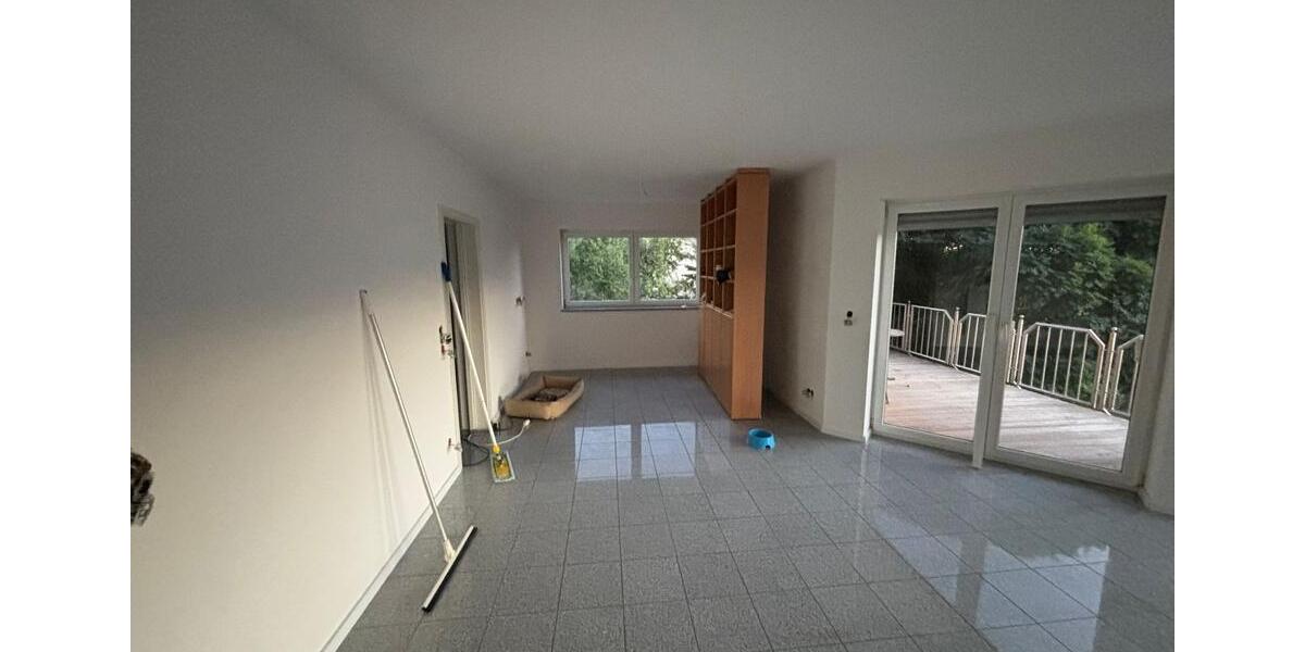 Erdgeschoßwohnung Altertheim - 2 Zimmer, 100 m&sup2;, 850&euro; | Angebot:25840269