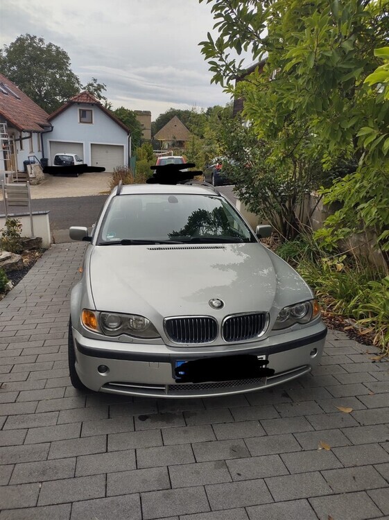 BMW 330 347.000 km 3.200 € Volkach 97332
