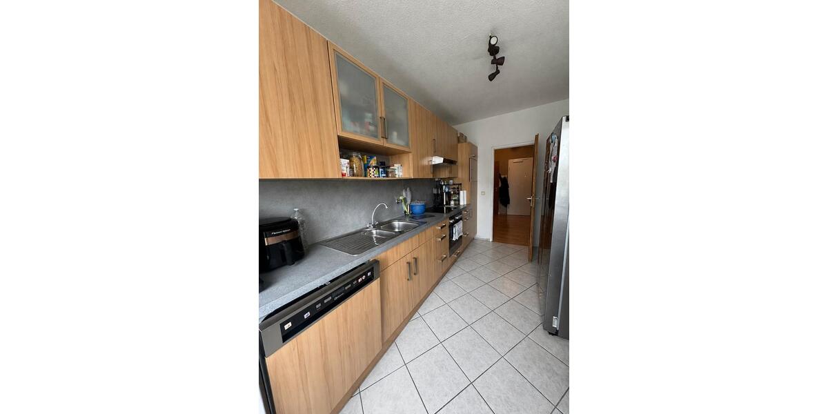 Hochparterre Kitzingen - 3 Zimmer, 87 m&sup2;, 220.000&euro; | Angebot:26823810
