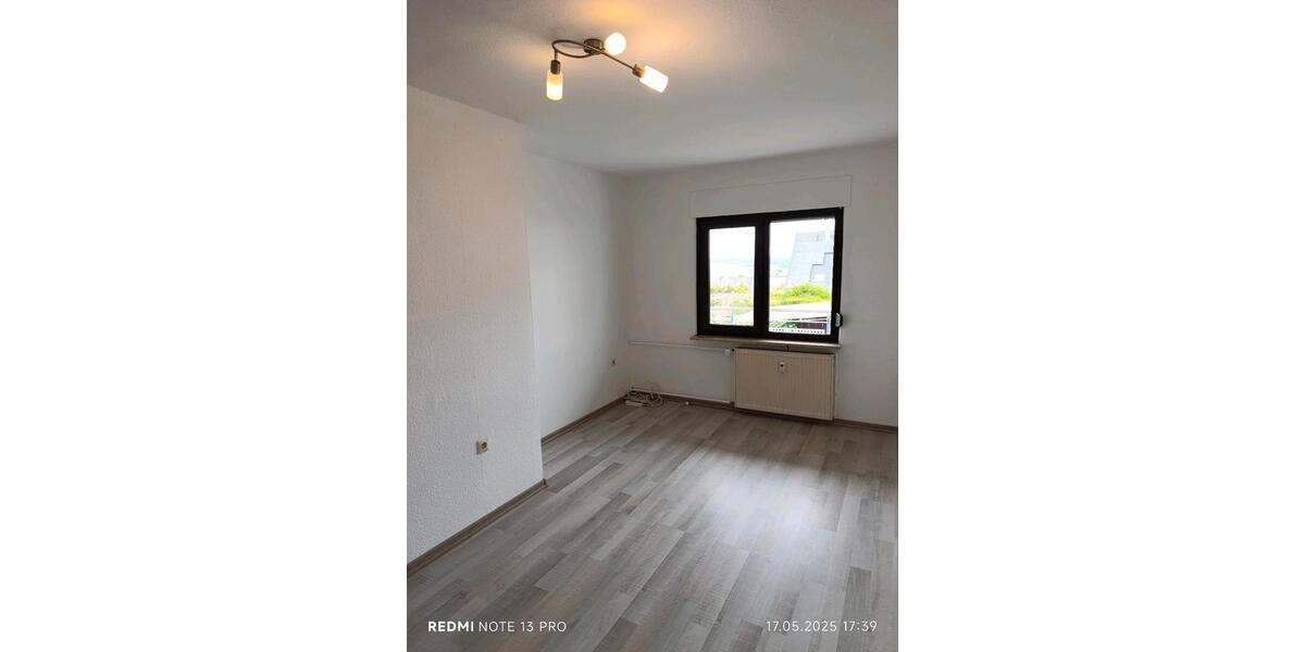Hochparterre Waldbrunn - 3 Zimmer, 72 m&sup2;, 219.000&euro; | Angebot:26083270