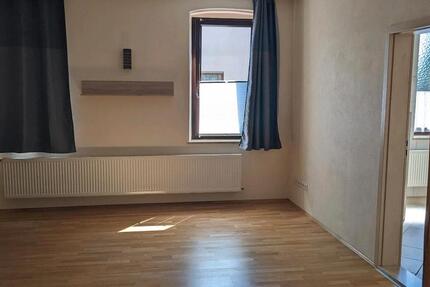 Wohnung Giebelstadt - 3 Zimmer, 70 m&sup2;, 580&euro; | Angebot:26652020