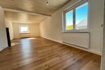 Etagenwohnung Grafenrheinfeld - 5 Zimmer, 135 m&sup2;, 1.200&euro; | Angebot:26329453