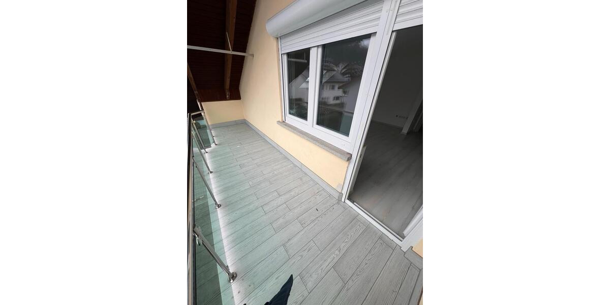 Dachgeschoßwohnung Tauberbischofsheim - 3 Zimmer, 87 m&sup2;, 1.100&euro; | Angebot:25636983