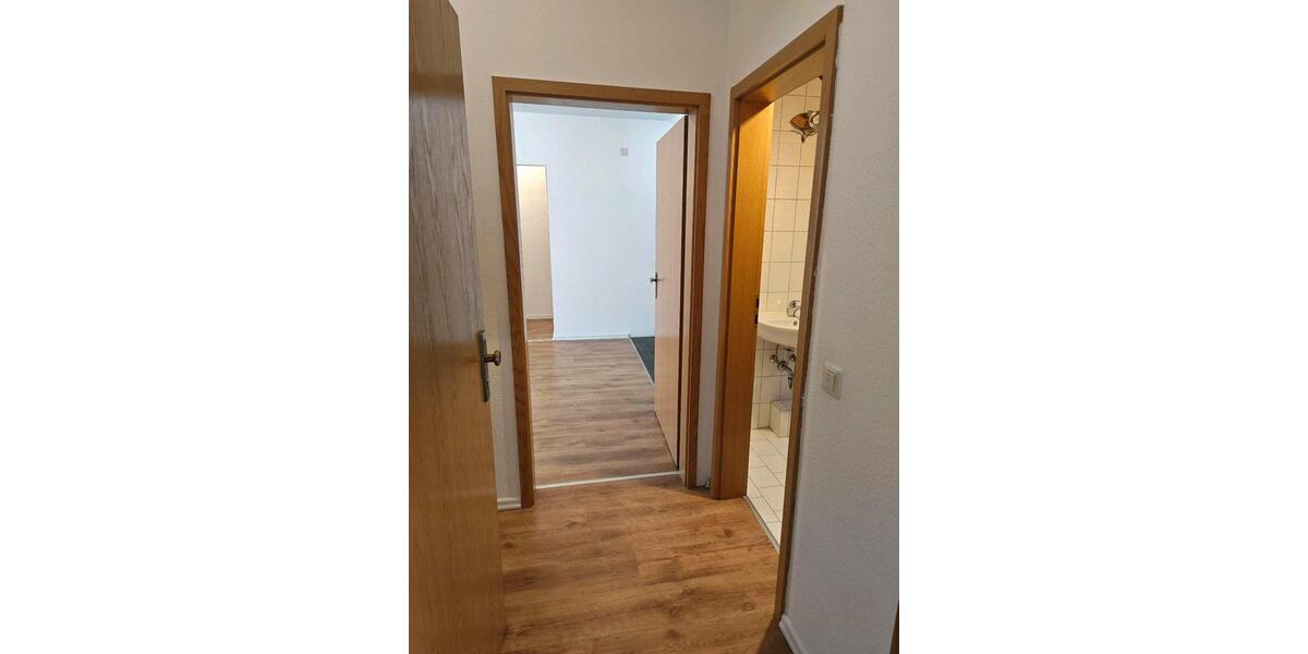 Dachgeschoßwohnung Hafenlohr - 3 Zimmer, 71 m&sup2;, 580&euro; | Angebot:26120691