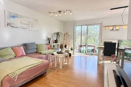 Wohnung Würzburg Versbach - 3 Zimmer, 81 m&sup2;, 349.000&euro; | Angebot:20200110