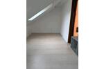 Dachgeschoßwohnung Gerbrunn - 5.5 Zimmer, 130 m&sup2;, 1.350&euro; | Angebot:26573287