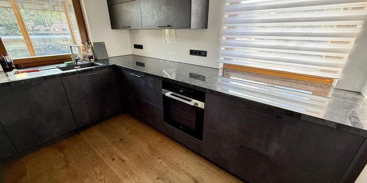 Bungalow Iphofen - 6 Zimmer, 160 m&sup2;, 1.880&euro; | Angebot:25730263