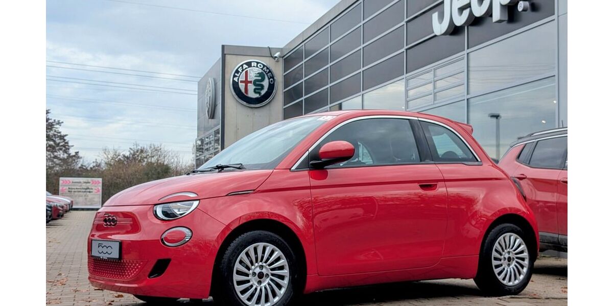 Fiat 500e 18.318 km 21.990 &euro; Würzburg 97076