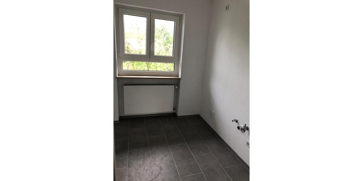 Etagenwohnung Veitshöchheim - 3.5 Zimmer, 90 m&sup2;, 1.400&euro; | Angebot:26478546