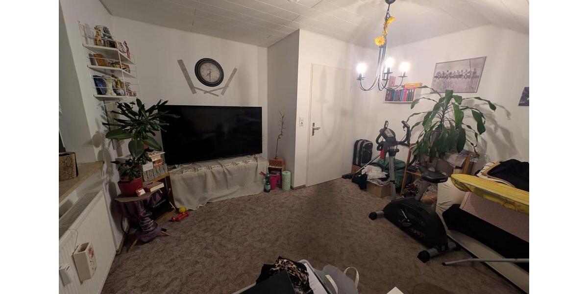 WG geeignete 2-Zimmerwohnung, Nähe Uni-Hubland zimmer