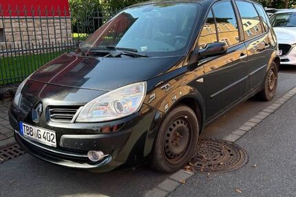 Renault Megane 174.000 km 1.800 € Lauda 97922