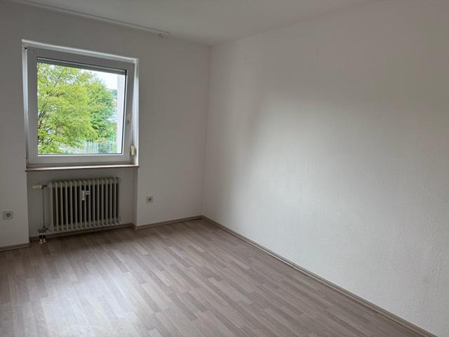 Etagenwohnung Estenfeld - 3 Zimmer, 75 m&sup2;, 960&euro; | Angebot:26658343