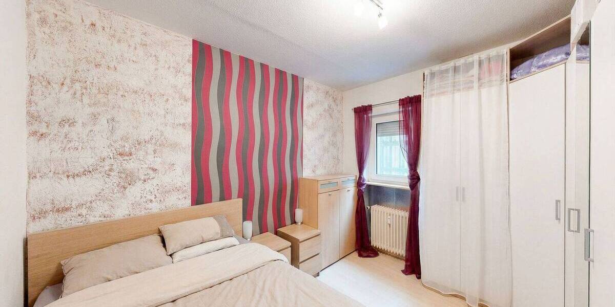 Mehrfamilienhaus, Wohnhaus Winterhausen - 6 Zimmer, 171 m&sup2;, 390.000&euro; | Angebot:25997015