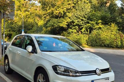 VW Golf 87.627 km 16.850 &euro; Würzburg 97074