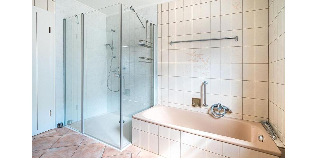 Mehrfamilienhaus, Wohnhaus Arnstein - 10 Zimmer, 260 m&sup2;, 500.000&euro; | Angebot:26609225